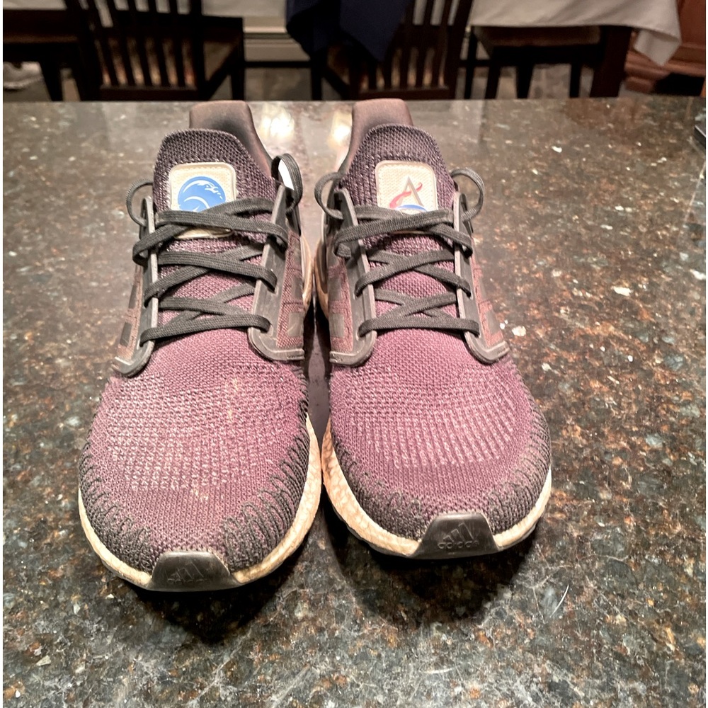 Ultraboost sneakers, size 9 Pre- owned in as shown condition